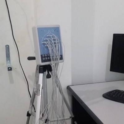 MÁY ĐIỆN NÃO KT88